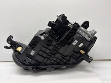 Laden Sie das Bild in den Galerie-Viewer, Frontscheinwerfer VW T-Roc 2GA941036 LED Rechts Scheinwerfer Headlight SCH6068933310la