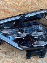 Load image into Gallery viewer, Frontscheinwerfer Citroën C4 III 9830649480 Links Scheinwerfer Headlight SCH6069466506mu