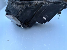 Load image into Gallery viewer, Frontscheinwerfer Skoda Karoq 57B941016D 20PL8935 Rechts Scheinwerfer Headlight SCH6079202593ls