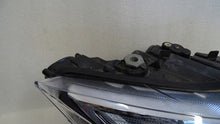 Laden Sie das Bild in den Galerie-Viewer, Frontscheinwerfer Seat Arona 6F1941008F LED Rechts Scheinwerfer Headlight SCH6079443176gn