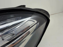 Laden Sie das Bild in den Galerie-Viewer, Frontscheinwerfer Mercedes-Benz Gla A1569063700 Xenon Links Headlight SCH6082395985yk