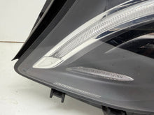 Laden Sie das Bild in den Galerie-Viewer, Frontscheinwerfer Mercedes-Benz Gla A1569063700 Xenon Links Headlight SCH6082395985yk