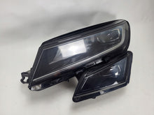 Laden Sie das Bild in den Galerie-Viewer, Frontscheinwerfer Skoda Karoq 566941015E LED Links Scheinwerfer Headlight SCH6084413854la