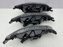 Laden Sie das Bild in den Galerie-Viewer, Frontscheinwerfer Nissan Qashqai I J11 100-19011 Links Scheinwerfer Headlight SCH6088393948up