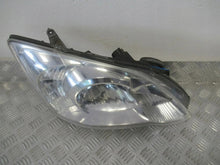 Laden Sie das Bild in den Galerie-Viewer, Frontscheinwerfer Toyota Corolla 81110-02381 Rechts Scheinwerfer Headlight SCH6088524482zi