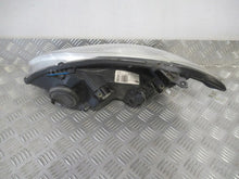 Laden Sie das Bild in den Galerie-Viewer, Frontscheinwerfer Toyota Corolla 81110-02381 Rechts Scheinwerfer Headlight SCH6088524482zi