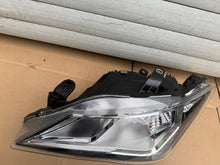 Laden Sie das Bild in den Galerie-Viewer, Frontscheinwerfer Seat Ibiza 6J1941005 Links Scheinwerfer Headlight SCH6090610800vi