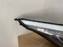 Load image into Gallery viewer, Frontscheinwerfer Kia Ceed 92102-A2100 Rechts Scheinwerfer Headlight SCH6093280499tc