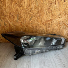 Laden Sie das Bild in den Galerie-Viewer, Frontscheinwerfer Nissan Micra I V K14 26010-5FA0B LED Ein Satz Headlight SCH6096006170xb
