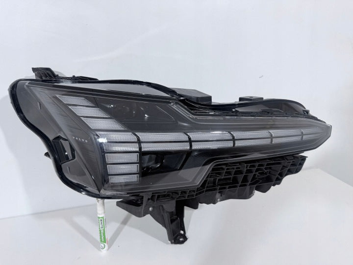 Frontscheinwerfer Volvo 80000628 Rechts Scheinwerfer Headlight SCH6106492078wc