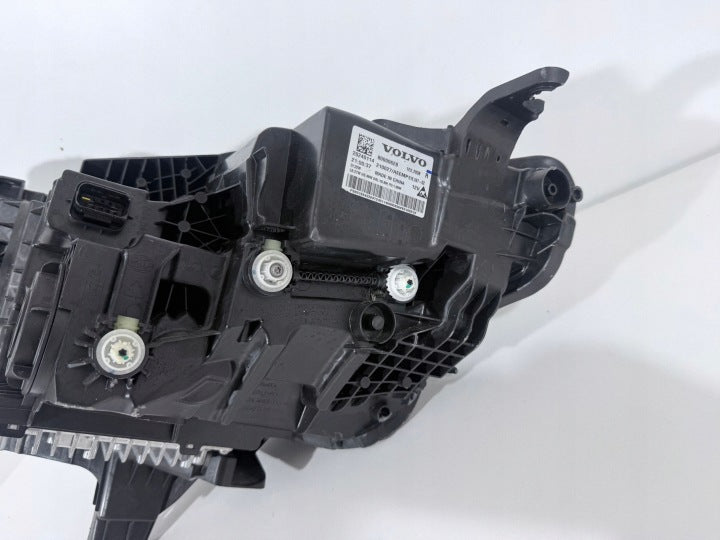 Frontscheinwerfer Volvo 80000628 Rechts Scheinwerfer Headlight SCH6106492078wc