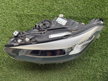 Laden Sie das Bild in den Galerie-Viewer, Frontscheinwerfer BMW 1 F20 7358391-11 Links Scheinwerfer Headlight SCH6107794809rt