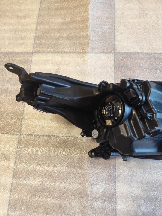 Frontscheinwerfer Toyota Yaris EU-K06 Links Scheinwerfer Headlight SCH6117399208hb