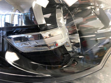 Laden Sie das Bild in den Galerie-Viewer, Frontscheinwerfer Opel Meriva B 13372334 Rechts Scheinwerfer Headlight SCH6128868844wc