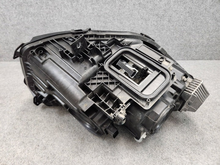 Frontscheinwerfer Mercedes-Benz Eqa H243 Eqb X243 A2439062701 LED Links SCH6135194079xi