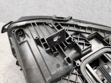 Laden Sie das Bild in den Galerie-Viewer, Frontscheinwerfer Mercedes-Benz Eqa H243 Eqb X243 A2439062701 LED Links SCH6135194079xi