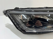 Laden Sie das Bild in den Galerie-Viewer, Frontscheinwerfer Skoda Octavia IV 5E4941016A LED Rechts Scheinwerfer Headlight SCH6136897223gz