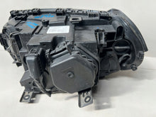 Laden Sie das Bild in den Galerie-Viewer, Frontscheinwerfer BMW X3 E83 716219405 0301235282 Xenon Rechts Headlight SCH6141962696sv