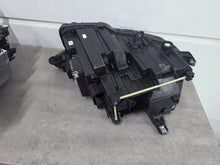 Laden Sie das Bild in den Galerie-Viewer, Frontscheinwerfer Audi E-Tron 89A941035R 89A941036R Ein Satz Headlight SCH6143610090zt