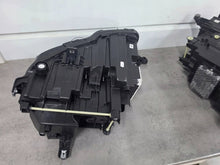 Laden Sie das Bild in den Galerie-Viewer, Frontscheinwerfer Audi E-Tron 89A941035R 89A941036R Ein Satz Headlight SCH6143610090zt