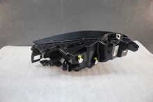 Laden Sie das Bild in den Galerie-Viewer, Frontscheinwerfer VW Id.3 10B941006A Rechts Scheinwerfer Headlight SCH6144142129ch