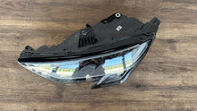 Laden Sie das Bild in den Galerie-Viewer, Frontscheinwerfer Audi A3 8Y0941011 LED Links Scheinwerfer Headlight SCH6146983640rw