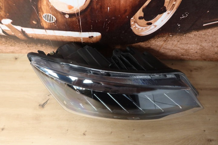Frontscheinwerfer Skoda Fabia 6V1941016 1EL01182402 Rechts Headlight SCH6147557417sz