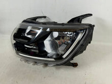 Laden Sie das Bild in den Galerie-Viewer, Frontscheinwerfer Dacia Duster 260609367R Links Scheinwerfer Headlight SCH6153833415oa