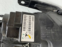 Laden Sie das Bild in den Galerie-Viewer, Frontscheinwerfer Dacia Duster 260609367R Links Scheinwerfer Headlight SCH6153833415oa