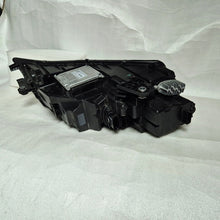 Load image into Gallery viewer, Frontscheinwerfer Skoda Octavia III 5E1941015D LED Links Scheinwerfer Headlight SCH6154041308ev