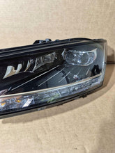 Laden Sie das Bild in den Galerie-Viewer, Frontscheinwerfer Skoda Fabia III 6V1941015F LED Links Scheinwerfer Headlight SCH6154320956mf