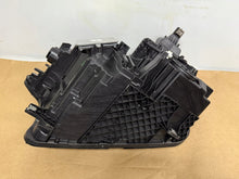 Laden Sie das Bild in den Galerie-Viewer, Frontscheinwerfer Audi E-Tron 85H941040 LED Rechts Scheinwerfer Headlight SCH6157519610xy