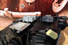 Laden Sie das Bild in den Galerie-Viewer, Frontscheinwerfer BMW X1 E84 7290252-07 Xenon Rechts Scheinwerfer Headlight SCH6161597940cl