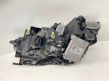 Laden Sie das Bild in den Galerie-Viewer, Frontscheinwerfer Skoda Octavia 5e3 I 5E4941036 LED Rechts Headlight SCH6164778018gu