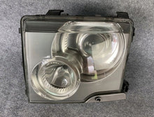 Laden Sie das Bild in den Galerie-Viewer, Frontscheinwerfer Land Rover Range III L322 XBC000395 Xenon Links Headlight SCH6167221177oo