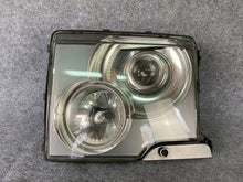 Laden Sie das Bild in den Galerie-Viewer, Frontscheinwerfer Land Rover Range III L322 XBC000395 Xenon Links Headlight SCH6167221177oo