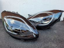 Laden Sie das Bild in den Galerie-Viewer, Frontscheinwerfer Ford Puma L1TB-13100-LA L1TB-13101-LA LED Ein Satz Headlight SCH6168247449gp