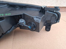 Laden Sie das Bild in den Galerie-Viewer, Frontscheinwerfer Mg 11202756 Links Scheinwerfer Headlight SCH6171574101cn