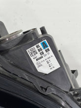 Laden Sie das Bild in den Galerie-Viewer, Frontscheinwerfer Toyota Aygo X 29316 Rechts Scheinwerfer Headlight SCH6175736916vx