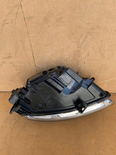 Laden Sie das Bild in den Galerie-Viewer, Frontscheinwerfer Audi A6 C6 4F0941003AK Links Scheinwerfer Headlight SCH6178086614xt