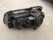 Load image into Gallery viewer, Frontscheinwerfer Lancia Thema 68042155AE Xenon Links Scheinwerfer Headlight SCH6182754071ro