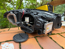 Laden Sie das Bild in den Galerie-Viewer, Frontscheinwerfer BMW 5 F11 F10 170955 Links Scheinwerfer Headlight SCH6186483802yx