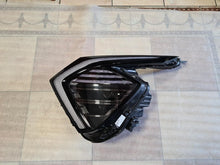Load image into Gallery viewer, Frontscheinwerfer Kia Sportage 92101R2150 Links Scheinwerfer Headlight SCH6190280588kl