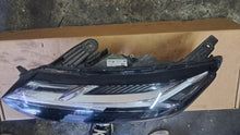Laden Sie das Bild in den Galerie-Viewer, Frontscheinwerfer Dacia Sandero III Jogger 260607161R Links Headlight SCH6192832672mk