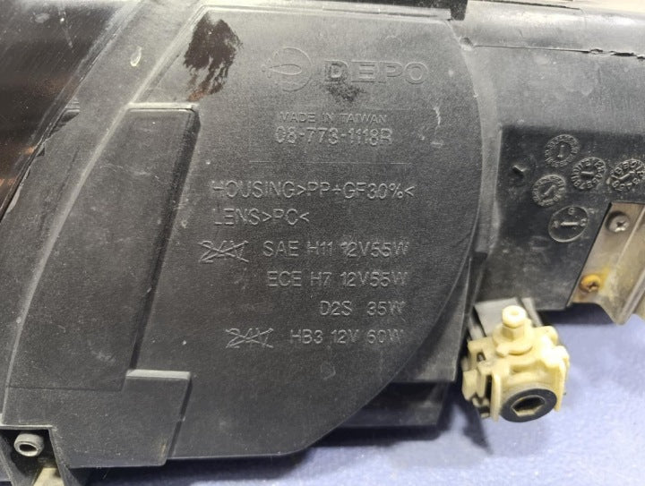 Frontscheinwerfer Volvo V50 A-1009730 Rechts Scheinwerfer Headlight SCH6196070879op