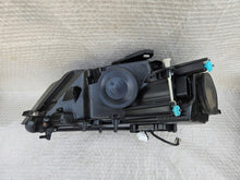 Laden Sie das Bild in den Galerie-Viewer, Frontscheinwerfer Audi A3 8P0941003BL 8P0941004BL Ein Stück (Rechts oder Links) SCH6207894367vb