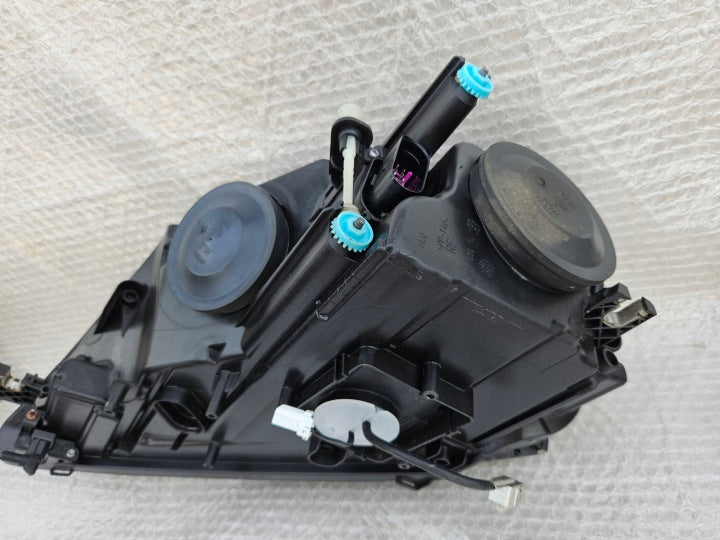 Frontscheinwerfer Audi A3 8P0941003BL 8P0941004BL Ein Stück (Rechts oder Links) SCH6207894367vb