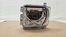 Laden Sie das Bild in den Galerie-Viewer, Frontscheinwerfer Isuzu I 100-2199M Links Scheinwerfer Headlight SCH6223097348xo