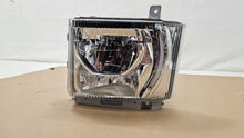 Laden Sie das Bild in den Galerie-Viewer, Frontscheinwerfer Isuzu I 100-2199M Links Scheinwerfer Headlight SCH6223097348xo
