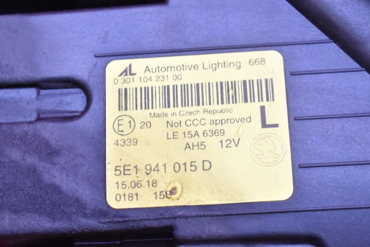 Frontscheinwerfer Skoda Octavia III 5E1941015D Links Scheinwerfer Headlight SCH6225377801zy